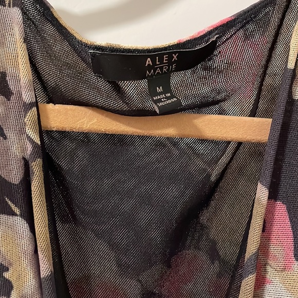 Alex Marie Fitted Floral Top Cowl Neck - Picture 3 of 3